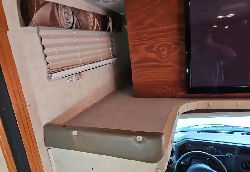 2012 Coachman Freelander 32BH photo 36