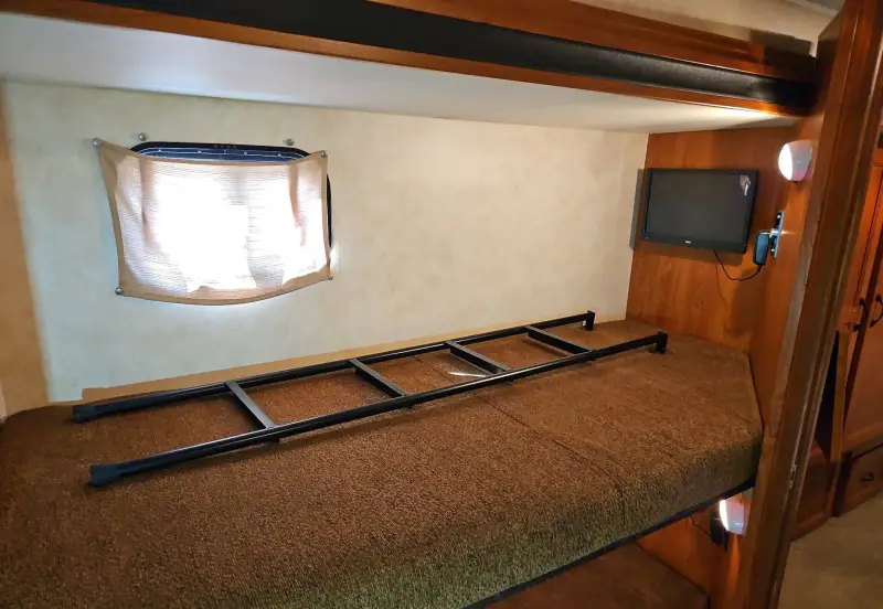 2012 Coachman Freelander 32BH photo 74
