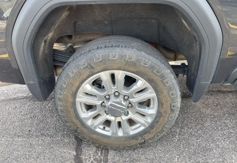 2020 GMC Sierra 2500HD Denali photo 43