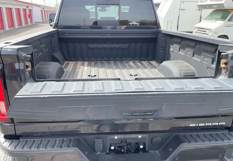 2020 GMC Sierra 2500HD Denali photo 9