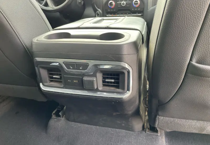 2020 GMC Sierra 2500HD Denali photo 36