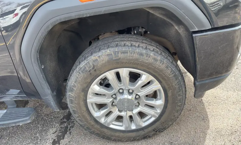 2020 GMC Sierra 2500HD Denali photo 41