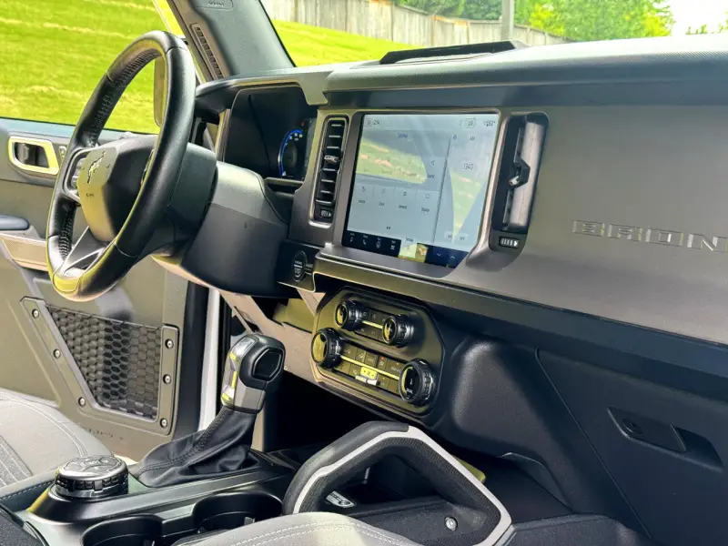 2022 Ford Bronco Outer Banks photo 35