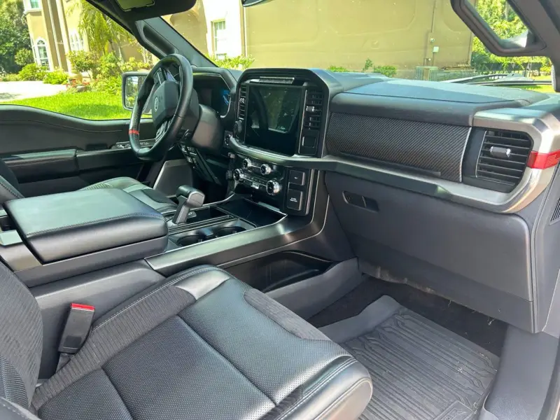 2022 Ford F-150 Raptor EcoBoost V6 photo 17