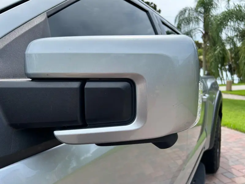 2022 Ford F-150 Raptor EcoBoost V6 photo 13