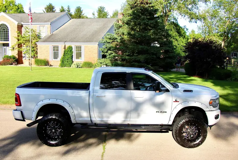 2020 Ram 2500 Big Horn Crew Cab 4x4 photo 14