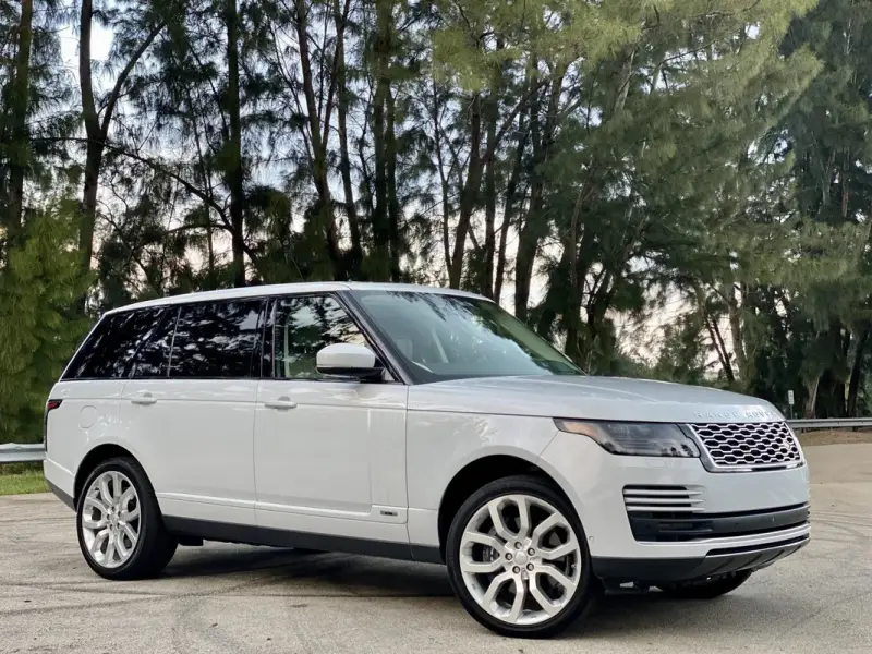 2020 Land Rover Range Rover P525 HSE photo 14