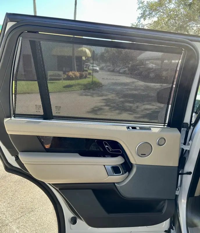 2020 Land Rover Range Rover P525 HSE photo 32