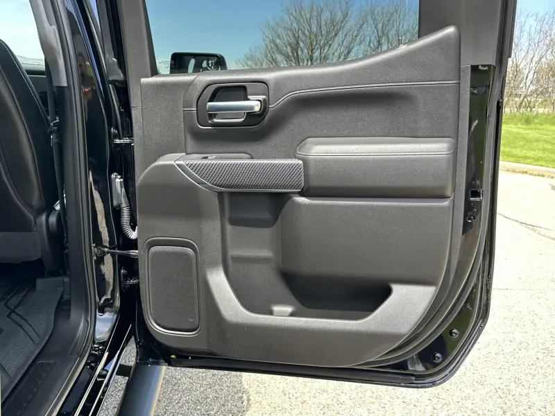2019 Chevrolet Silverado 1500 Crew Cab RST 4×4 Z92 photo 12