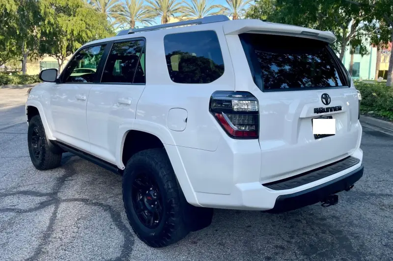 2016 Toyota 4Runner SR5 4x4 photo 4