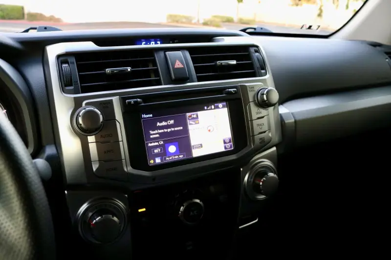 2016 Toyota 4Runner SR5 4x4 photo 20