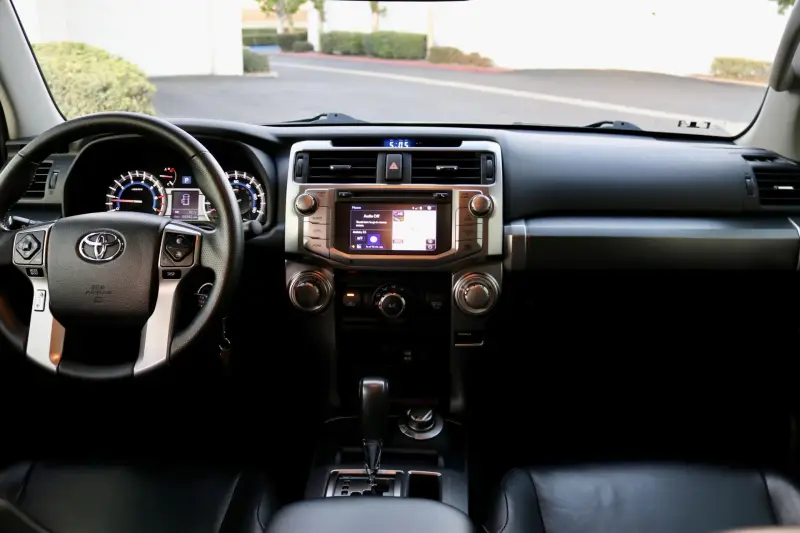 2016 Toyota 4Runner SR5 4x4 photo 15