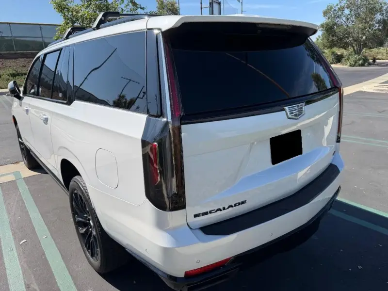 2024 Cadillac Escalade ESV Sport Platinum photo 6