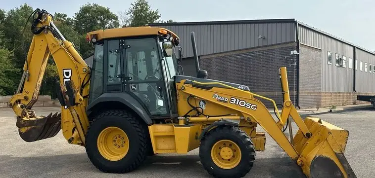 2006 John Deere 310SG Backhoe photo 4