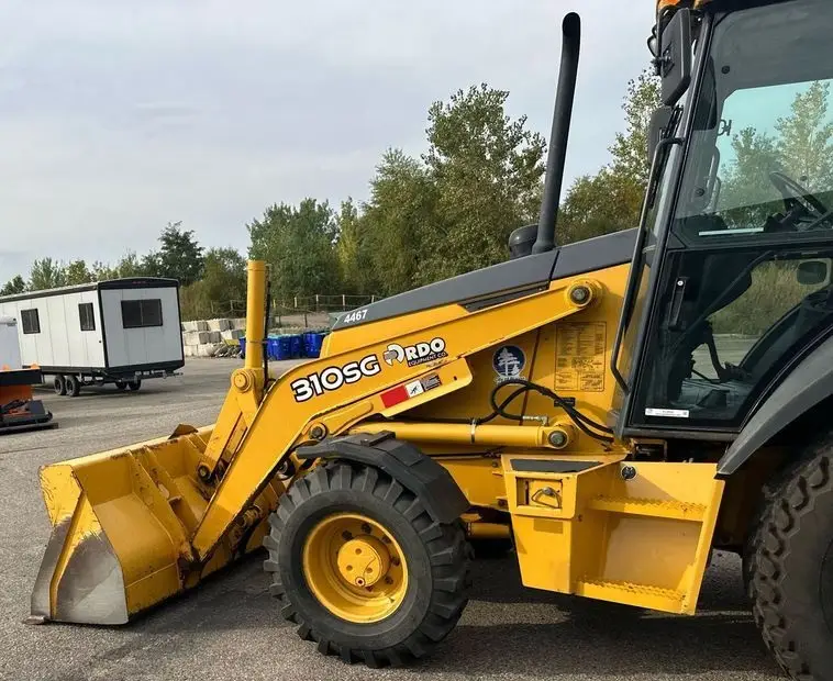 2006 John Deere 310SG Backhoe photo 9