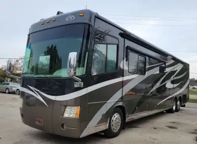 2008 Mandalay Lovers Nest RV
