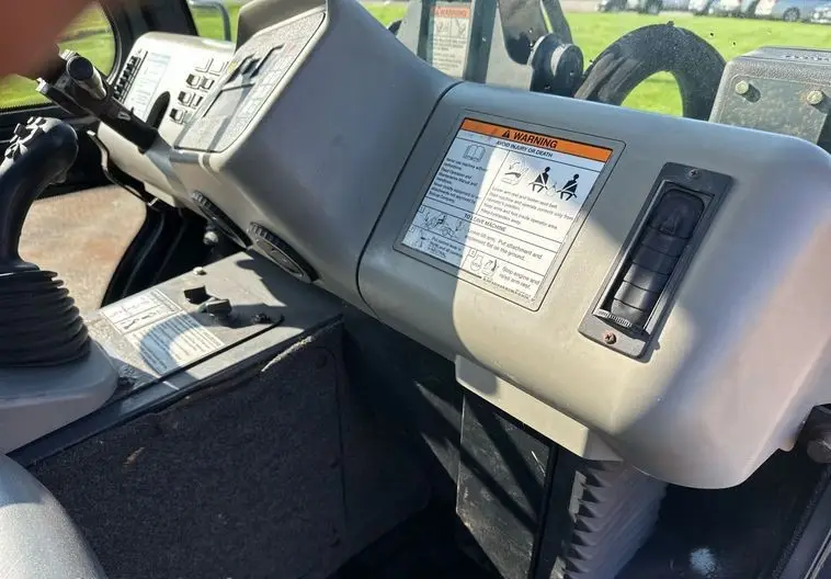 2016 Bobcat 5600 Toolcat photo 68