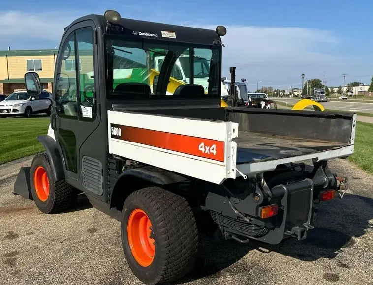 2016 Bobcat 5600 Toolcat photo 7