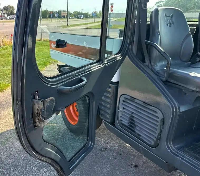 2016 Bobcat 5600 Toolcat photo 64