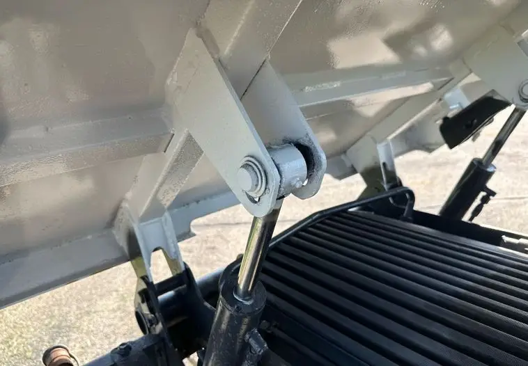 2016 Bobcat 5600 Toolcat photo 15