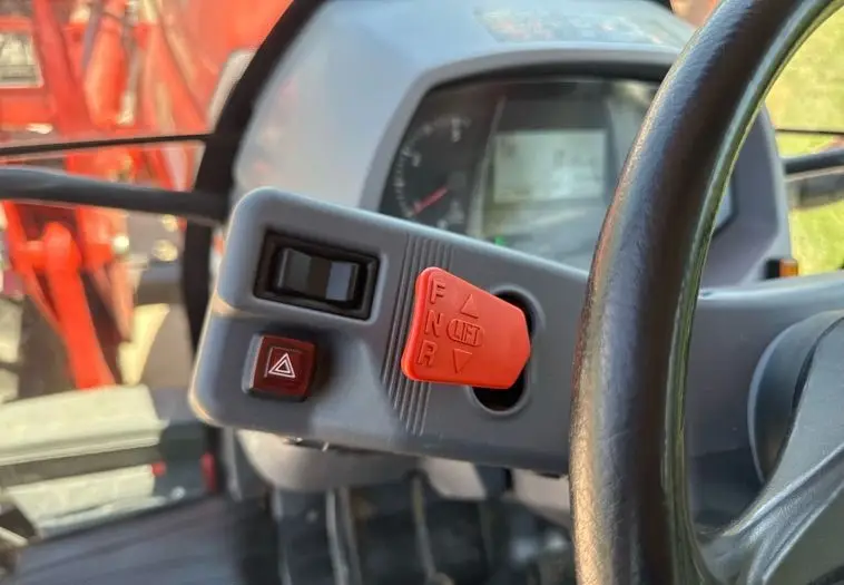 2017 Kubota M6S-111 MFWD photo 26