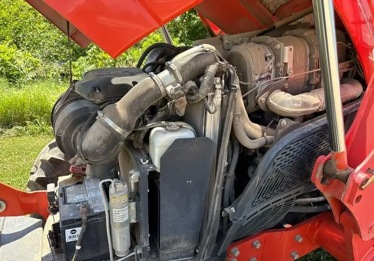 2017 Kubota M6S-111 MFWD photo 37