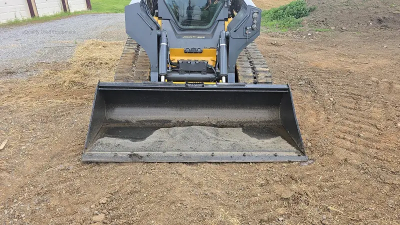2019 DEERE 333G photo 18