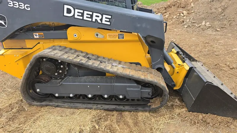 2019 DEERE 333G photo 39