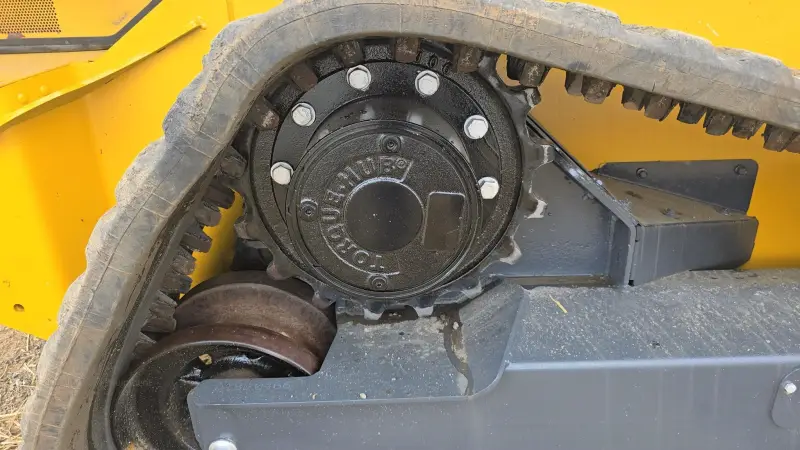 2019 DEERE 333G photo 13