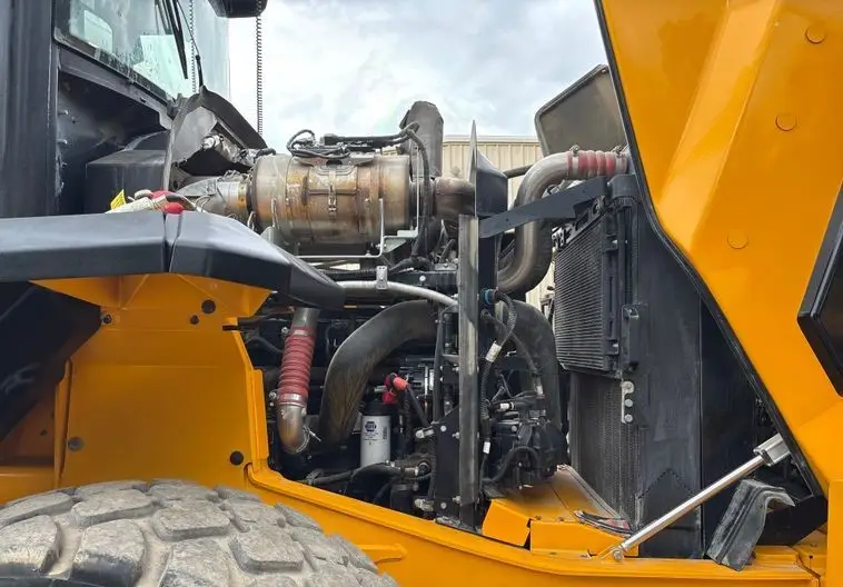 2019 JCB 427ZXT4F Wheel Loader photo 59