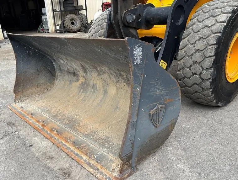 2019 JCB 427ZXT4F Wheel Loader photo 34