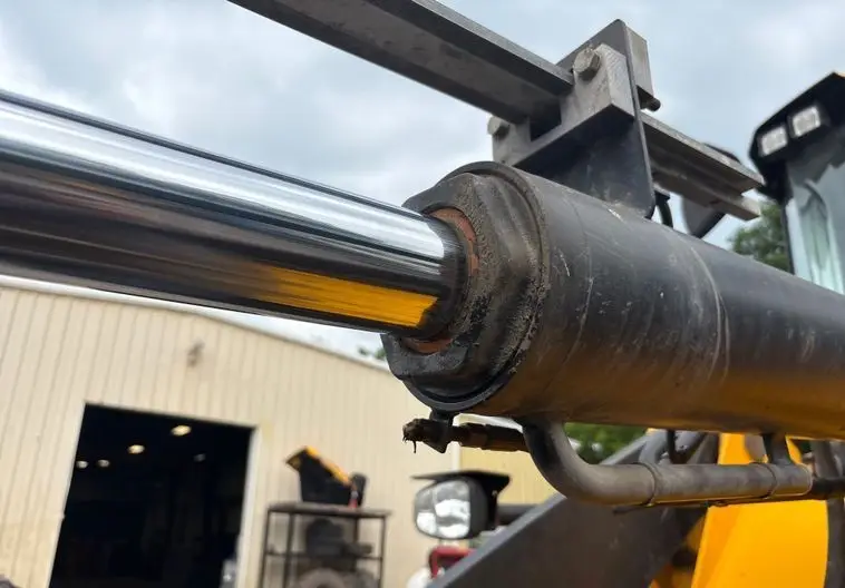 2019 JCB 427ZXT4F Wheel Loader photo 25