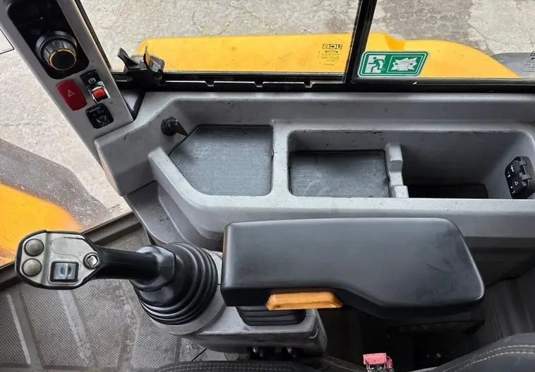 2019 JCB 427ZXT4F Wheel Loader photo 55