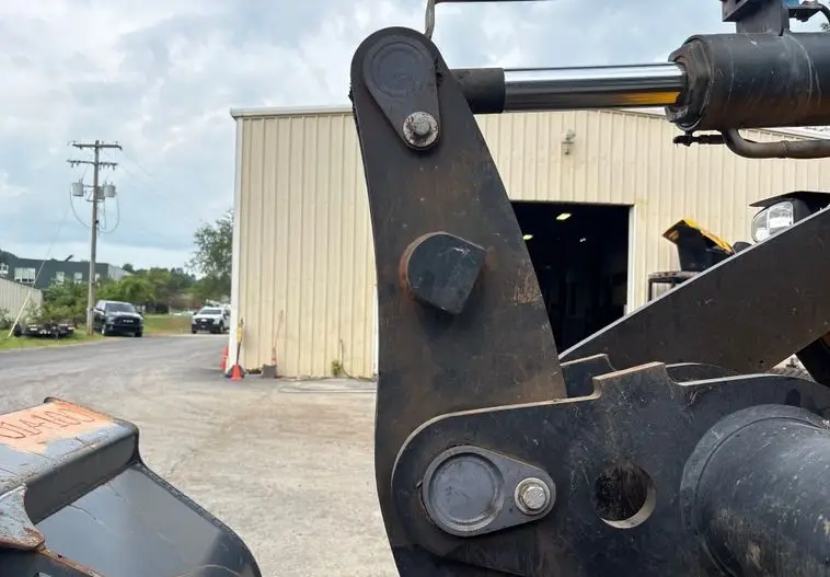 2019 JCB 427ZXT4F Wheel Loader photo 27