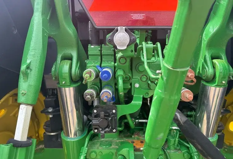 2021 John Deere 6155M MFWD photo 40