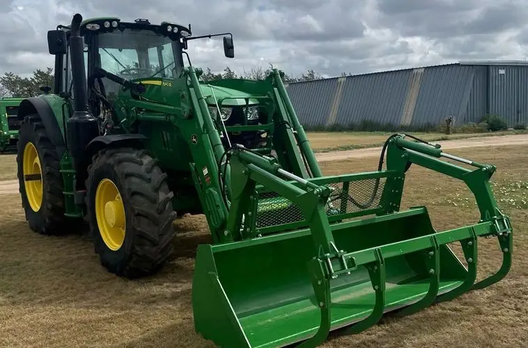 2021 John Deere 6155M MFWD photo 3