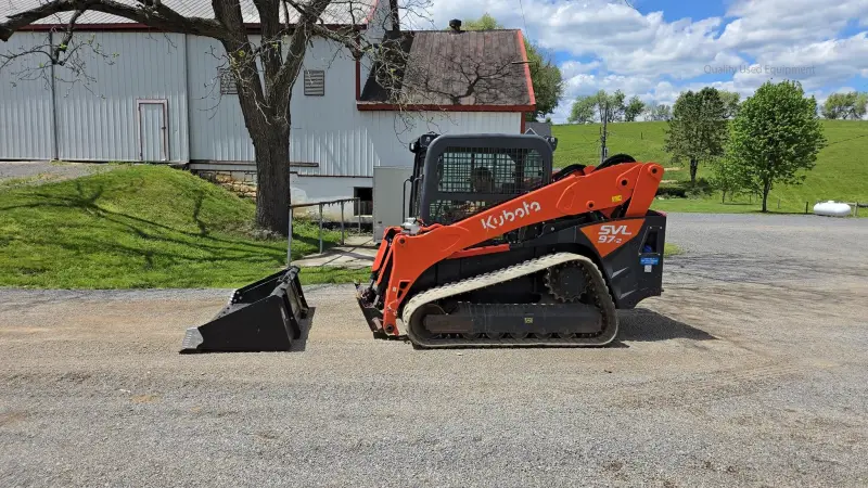 2021 KUBOTA SVL97-2 photo 31