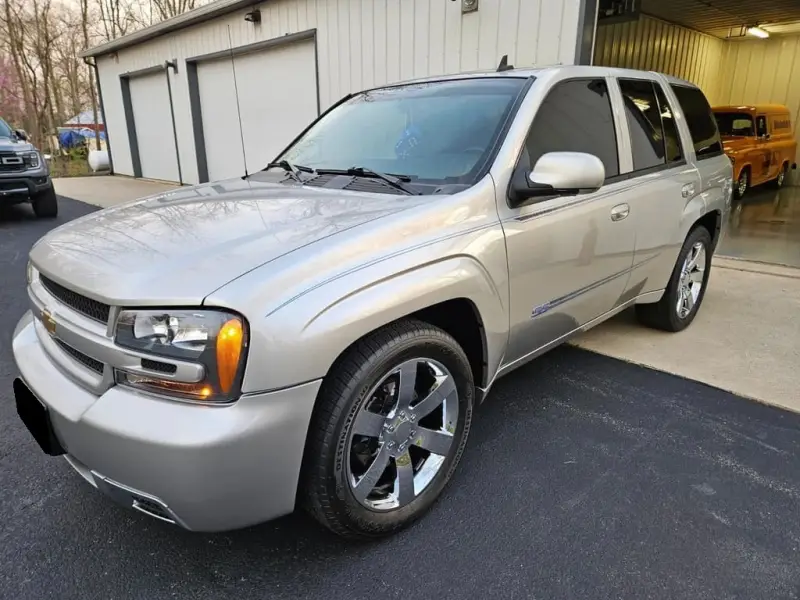 2006 Chevrolet Trailblazer SS photo 5