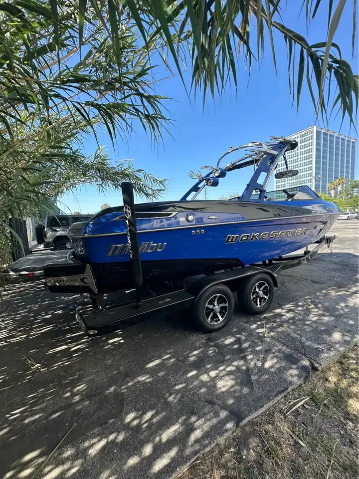 2014 Malibu Wakesetter 23 LSV photo 13