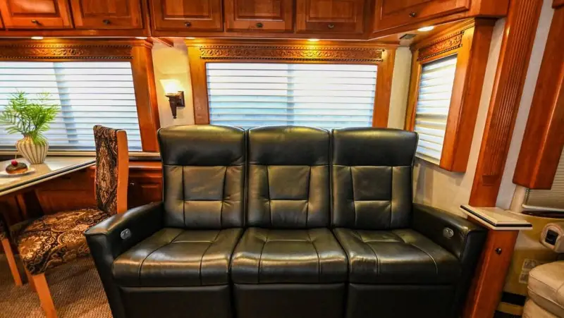 2008 Holiday Rambler Navigator photo 11